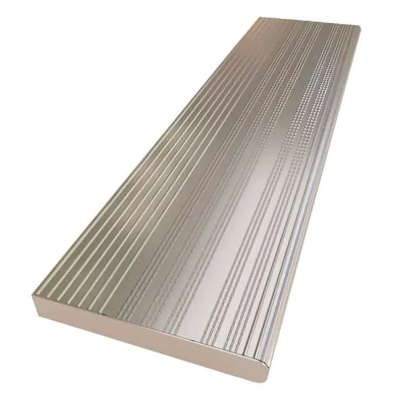 Authentique Marche d’aluminium anodisé Collection 11 – Pylex – Sur commande*