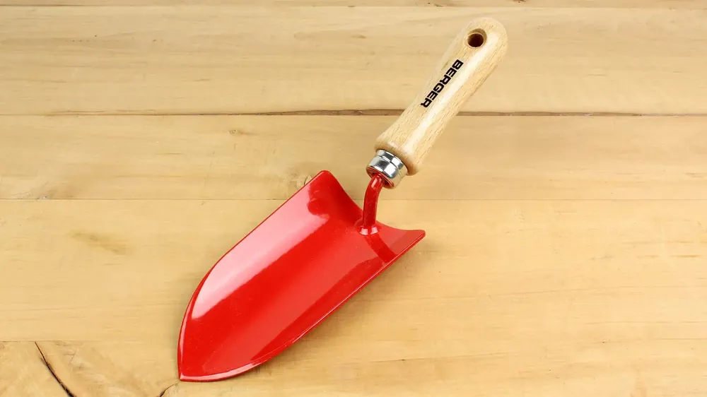 Truelle avec Plateau Large et Poignée en Bois Longueur Totale 305 mm BERGER Expédition Rapide